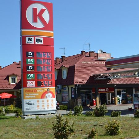 Hotel I Restauracja Jaskolka Alojzow Eksteriør bilde